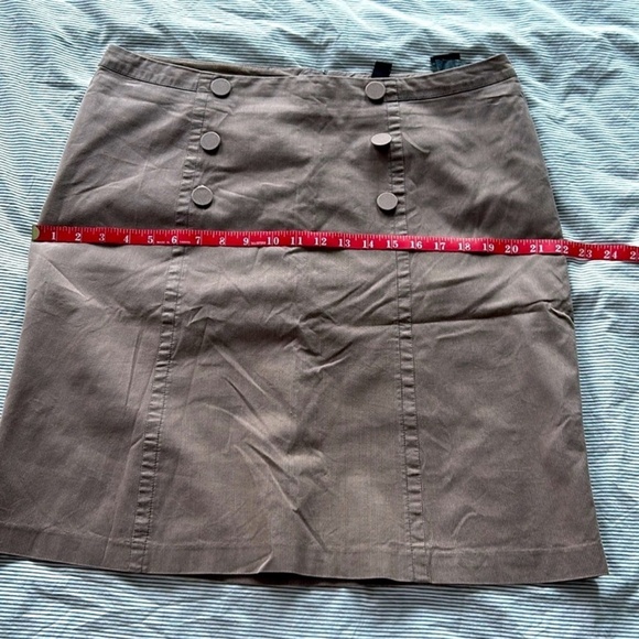 H&M skirt size 16 USA , stunning skirt  Like new barely used 82%cotton 16% poly - Picture 3 of 7